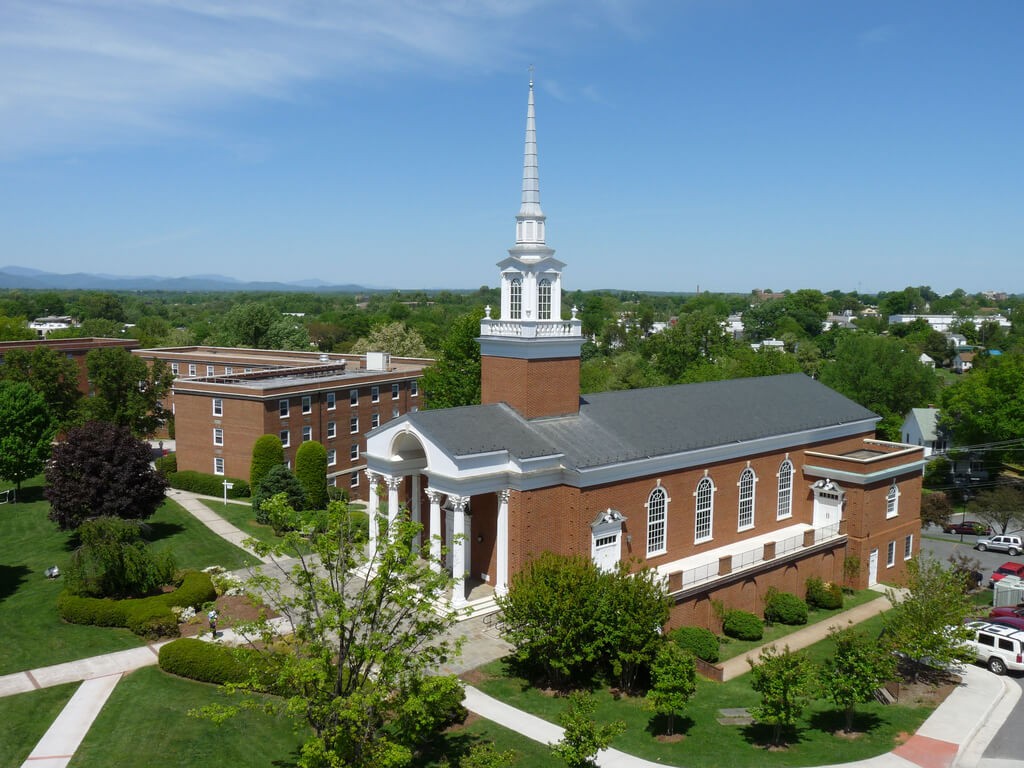 Best Small College Deals for Athletic Types