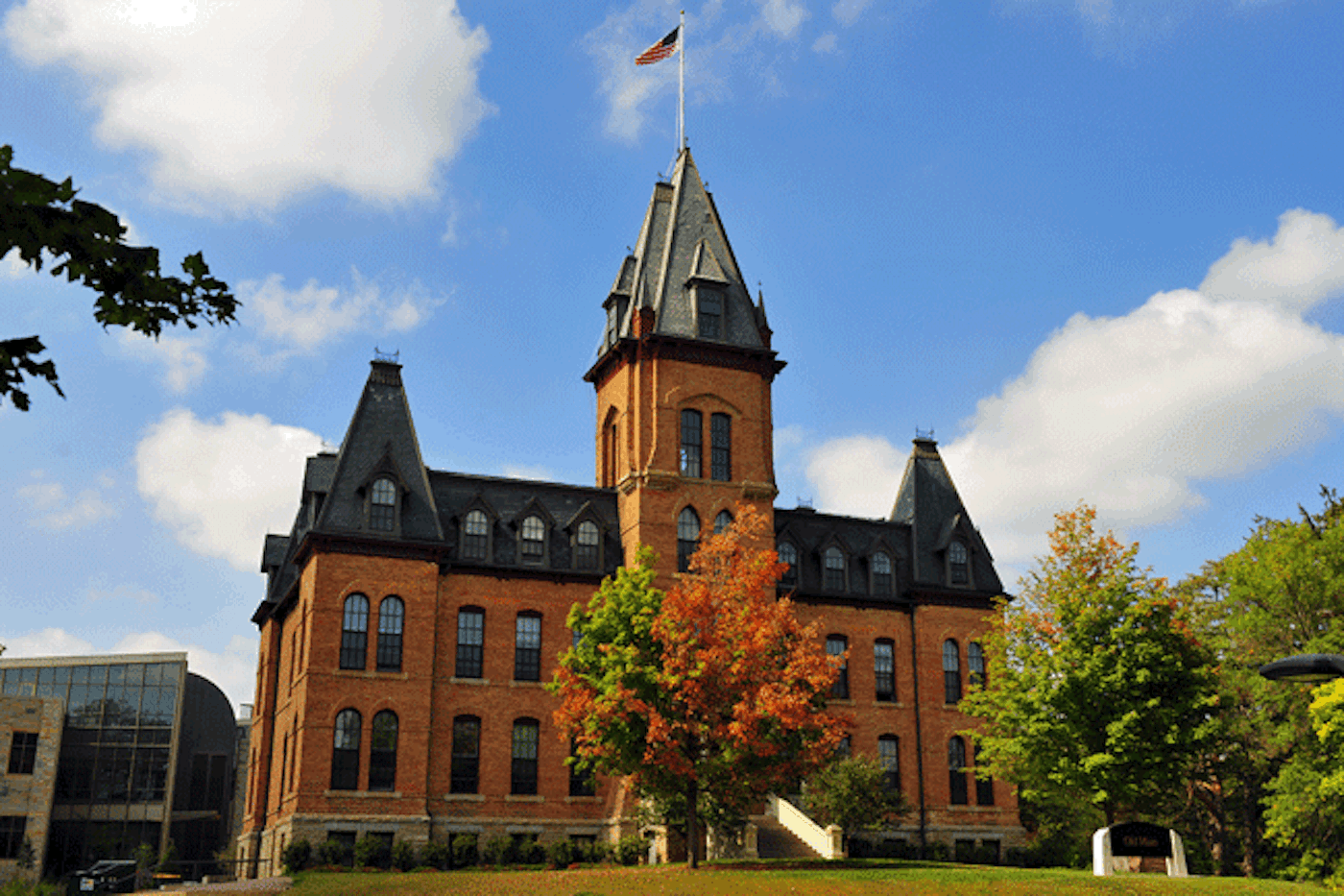 St. Olaf College Great College Deals