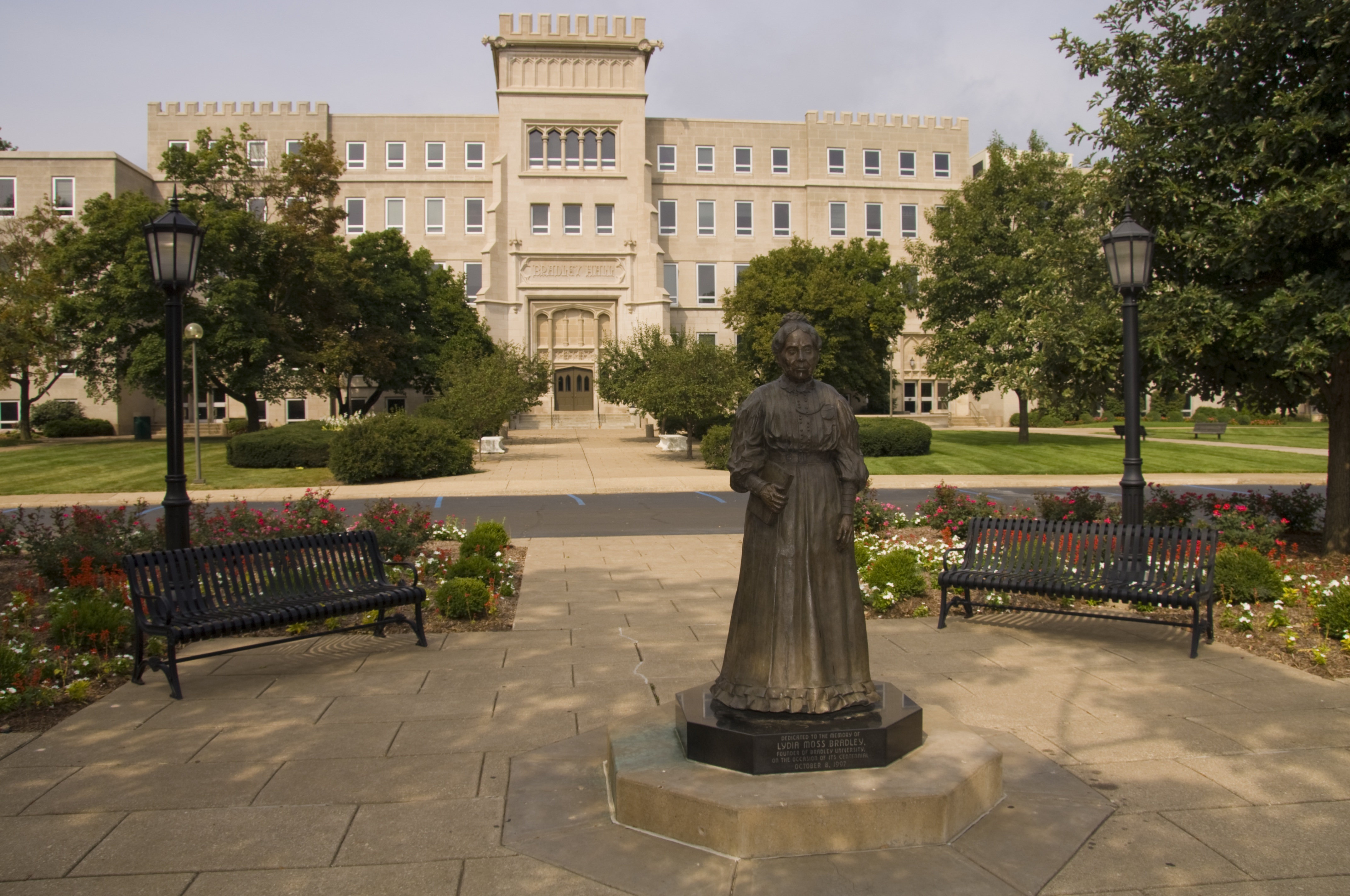 Bradley University - Great College Deals
