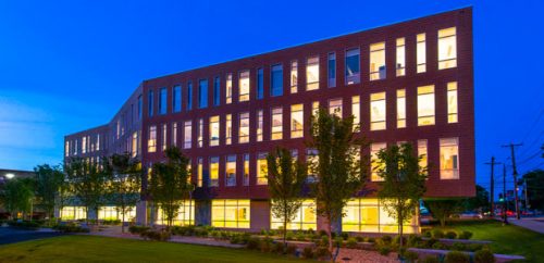 University of Massachusetts - Lowell - Great College Deals